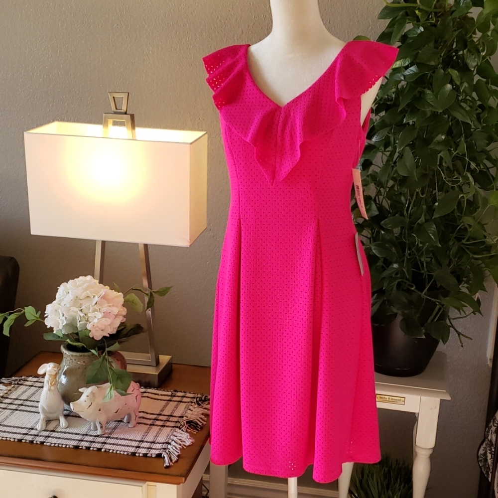 Elijah J, sleeveless dress. Sizes 4,6,8.